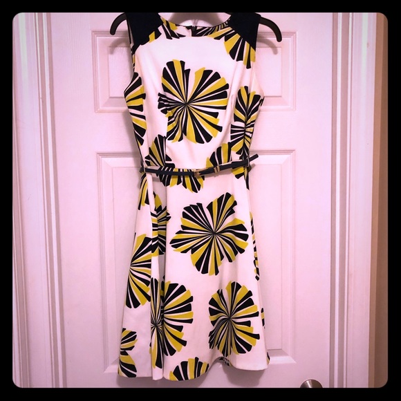 Fun Geometric Foral Dress - Picture 1 of 7